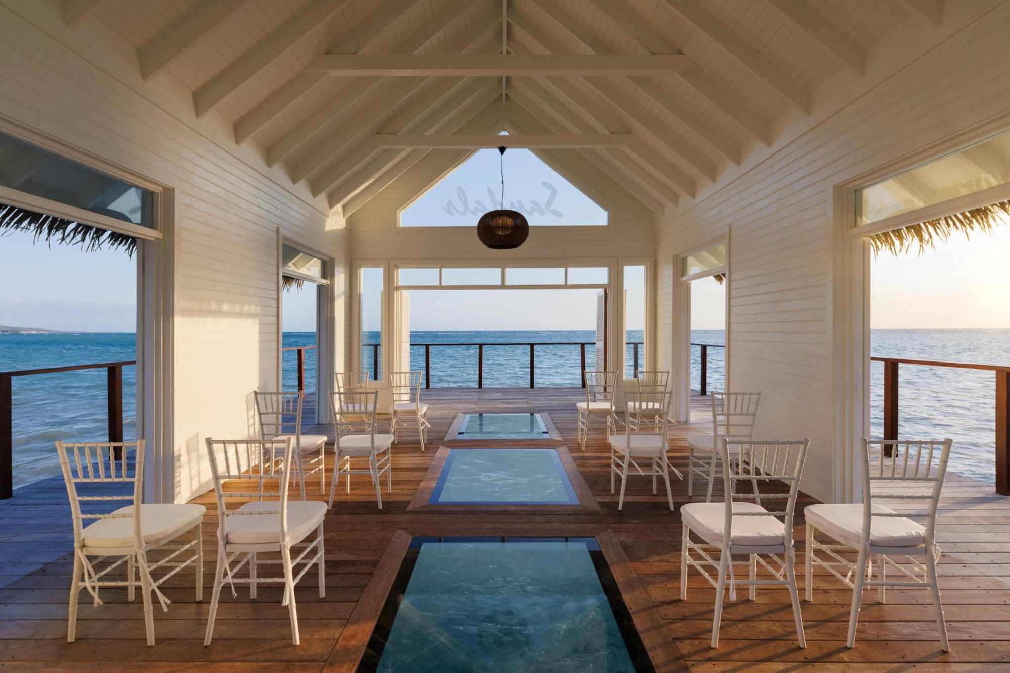 Sandals South Coast All Inclusive - Couples Only (Adults Only) Savanna-la-Mar Exterior photo